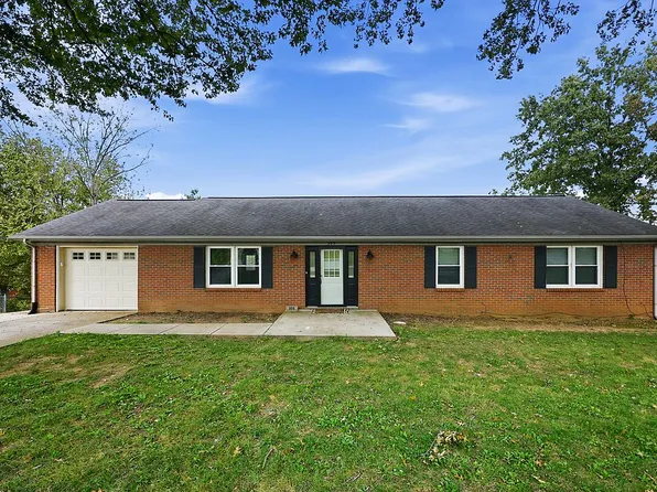 105 Oak Dr, Lancaster, KY 40444