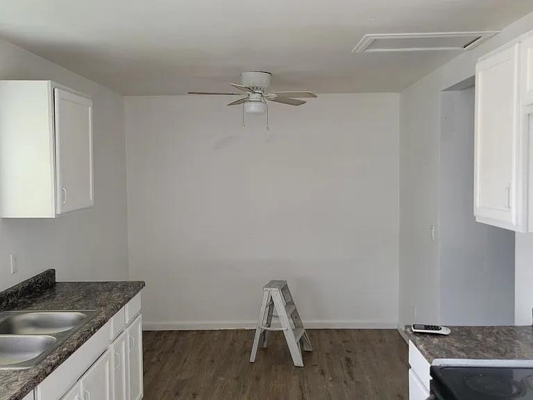 15628 K St #1 — Photo 4