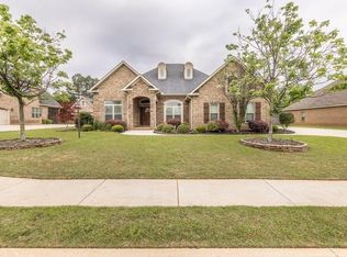 123 Abercorn St, Warner Robins, GA 31088