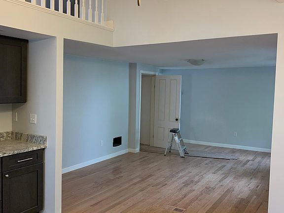 Open concept kitchen-living room