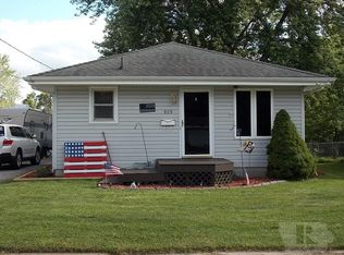 929 15th Pl NE, Mason City, IA 50401