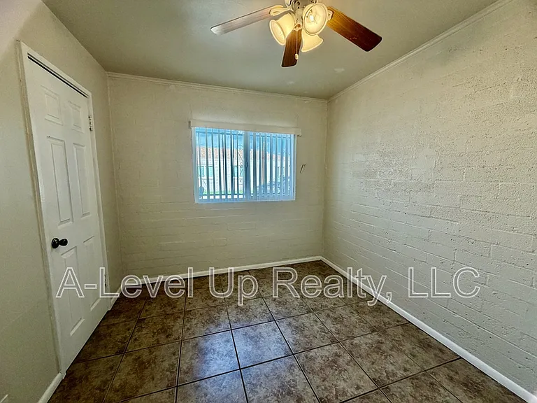 2304 E Monterey Vis #1 — Photo 6