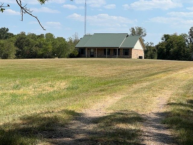 1st image of 201 Farm Road 2890