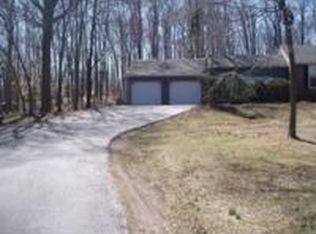 906 Mount Pleasant Rd, Pottstown, PA 19465