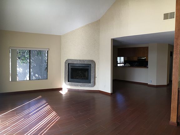 3rd image of 2050 Pacific Beach Dr Unit 309