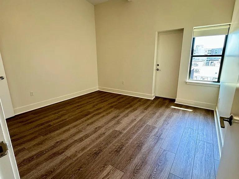 1124 Boylston St — Photo 7