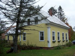 3 Old Kingfield Rd, New Portland, ME 04954