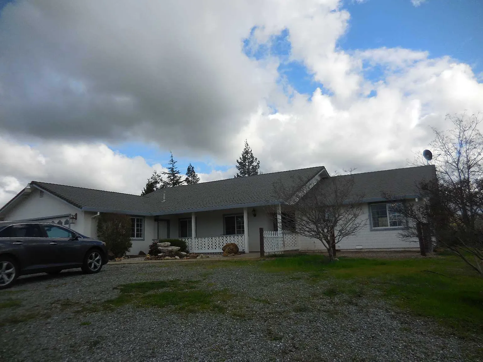 7039 McCauley Rd photo 1