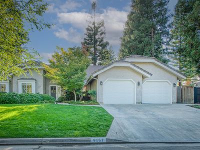 9161 N Woodlawn Dr, Fresno, CA, 93720