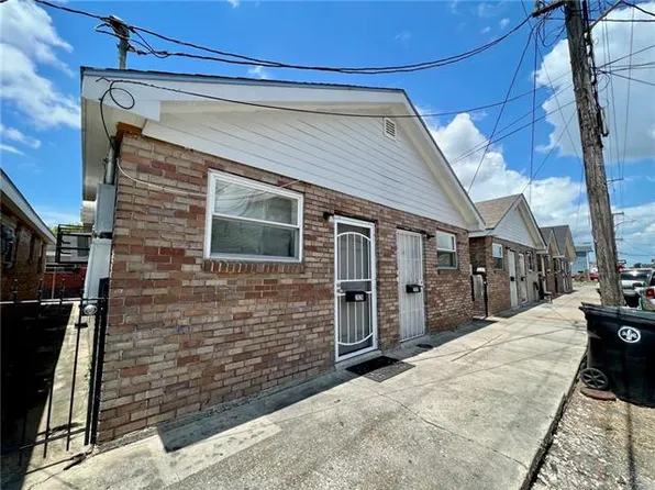 2830 Pauger St, New Orleans, LA 70119