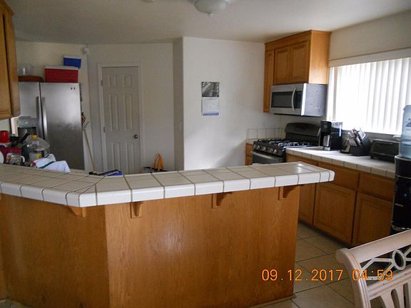 4th image of 109 Willowcreek St