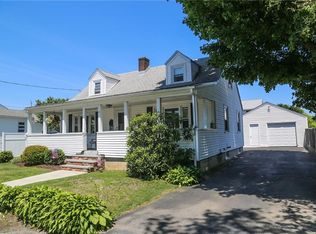 6 Hoyt St, Johnston, RI 02919