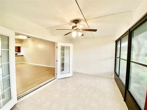 5th image of 8236 Breeze Cove Ln