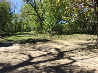 1055 Wayzata Blvd W, Long Lake, MN 55356