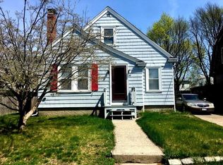 58 Crescent Rd, Pawtucket, RI 02861