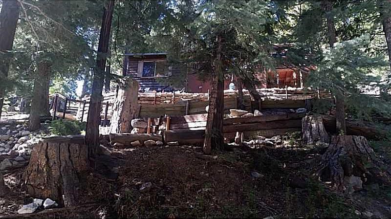 1st image of 438 Cedarbrook Dr