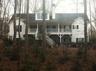 472 Hulsey Rd, Cleveland, GA 30528