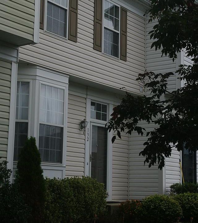 Exterior (Front)