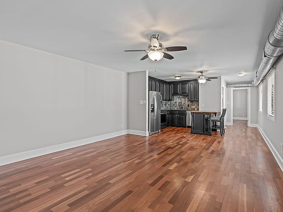 4th image of 2208 Stafford Ave