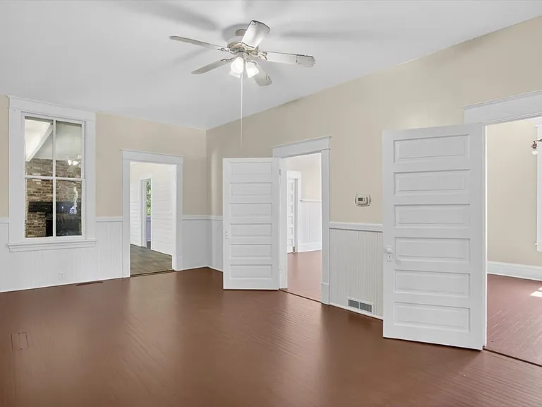 114 Forest Ave — Photo 9