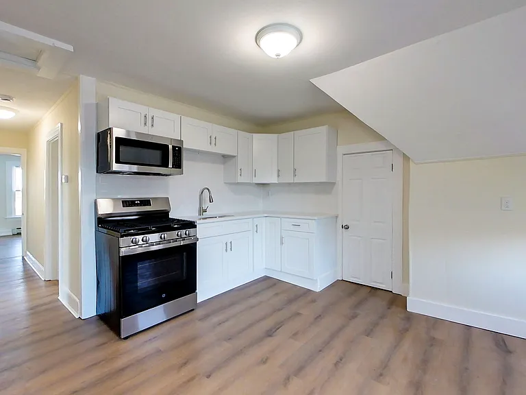 41 Almy St #3 — Photo 5