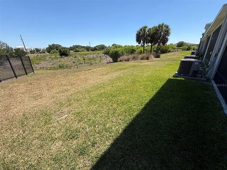 8860 Milestone Dr — Photo 23