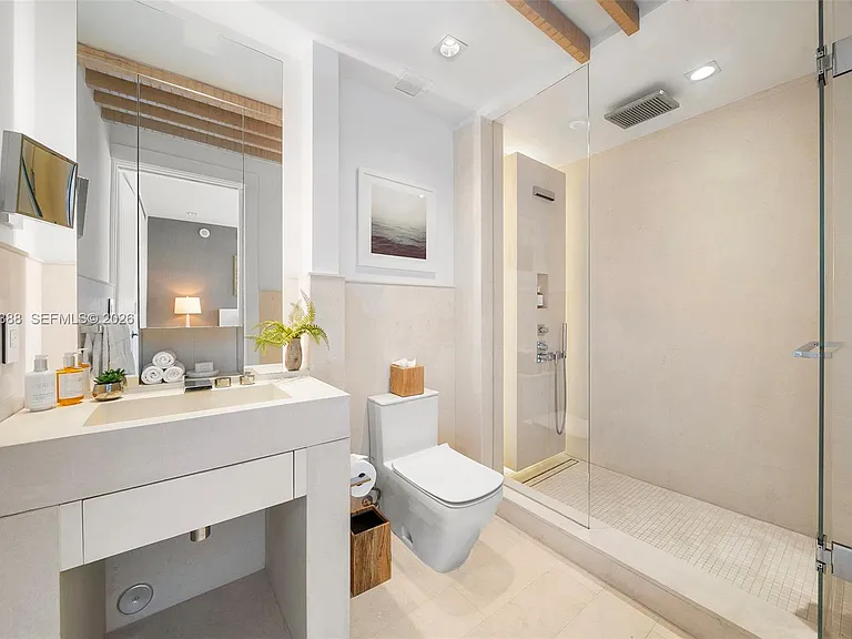 102 24th St #Penthouse 1718 — Photo 49