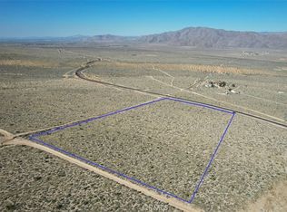 39 Santa Rosa Rd, Lucerne Valley, CA 92356