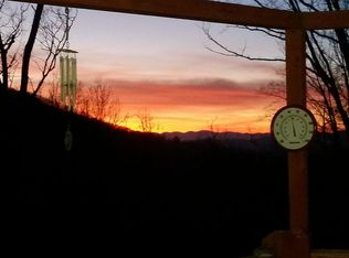 10 Buck Kester Rd, Swannanoa, NC 28778