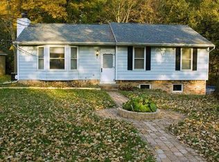 3227 Leawood Dr, Lansing, MI 48910