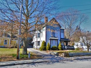 23 1/2 Pearl St, Mystic, CT 06355