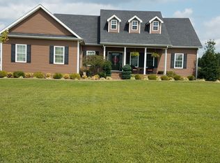 70 Carl Rd, Sacramento, KY 42372