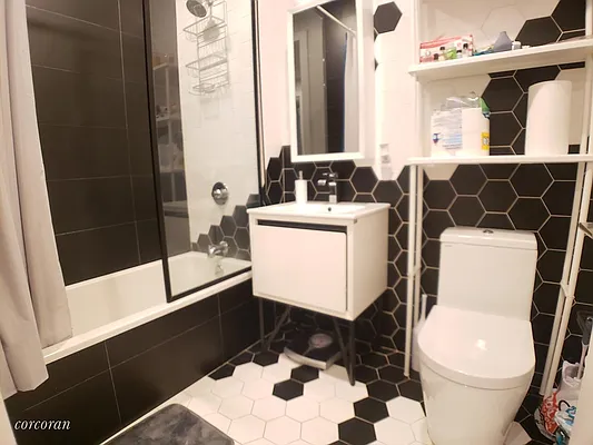 Rented by Corcoran | media 23