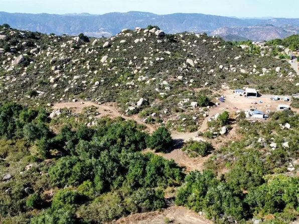 De Luz Heights Rd, Fallbrook, CA 92028