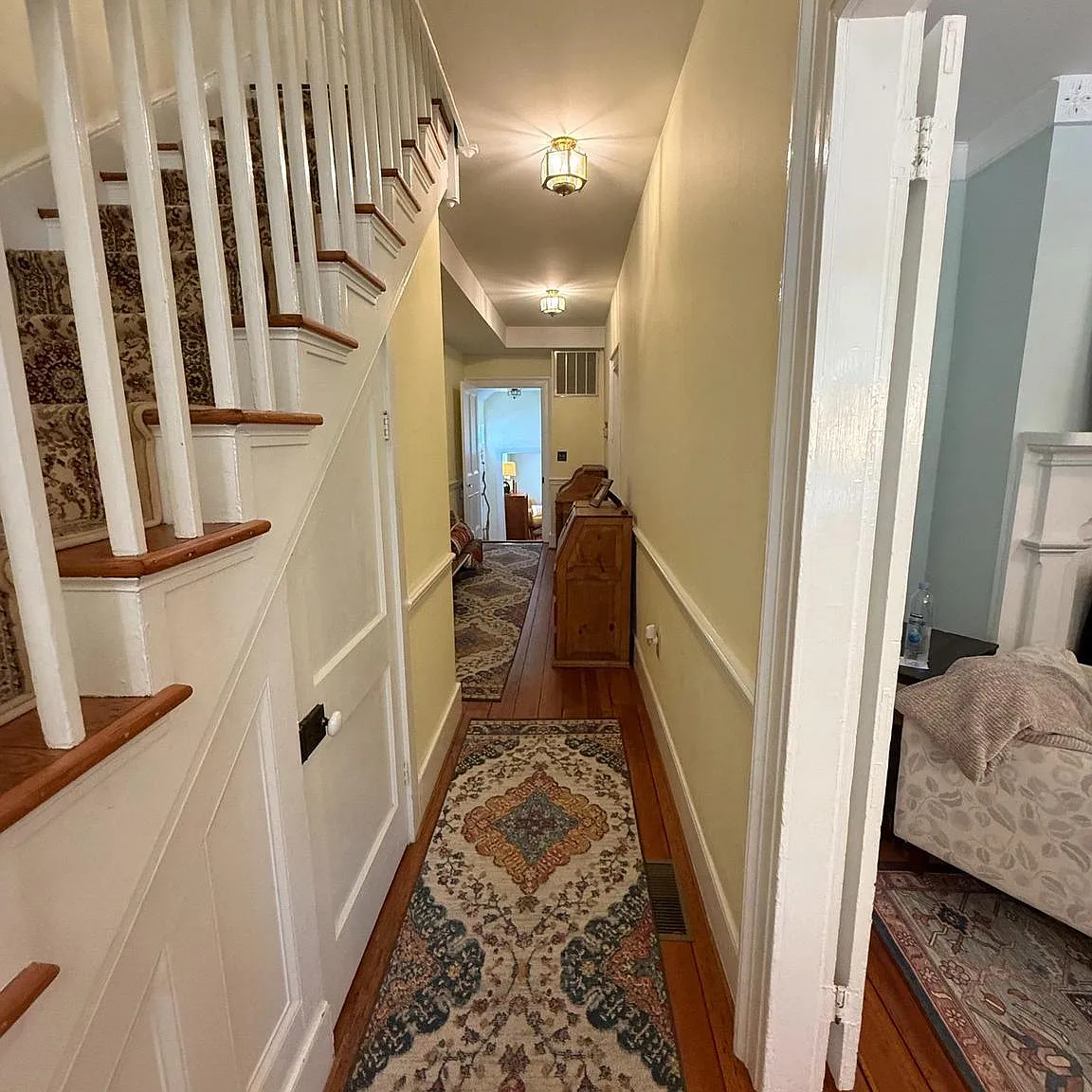 3 bed, 2.5 bath, 2706 sqft, $4,200 — Photo 4