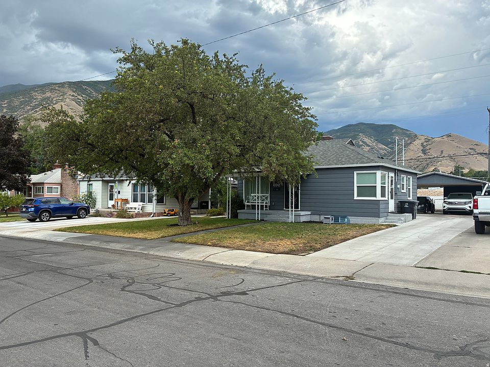 1st image of 692 Brookside Dr