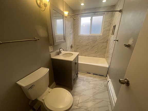 4th image of 6414 S Evans Ave APT 1