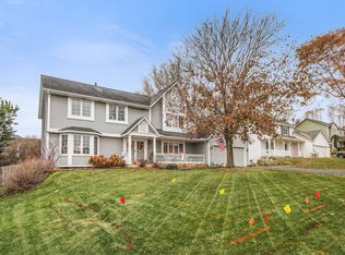 9405 Hillingdon Rd, Woodbury, MN 55125