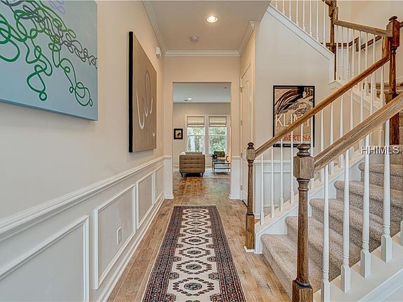 2nd image of 20 Creekstone Dr