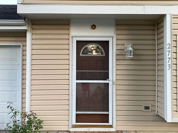 3rd image of 2773 Greenfield Dr