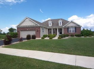 10116 Windsong Way, Dyer, IN 46311