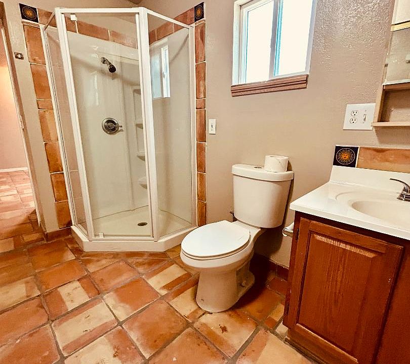 Unit Photo