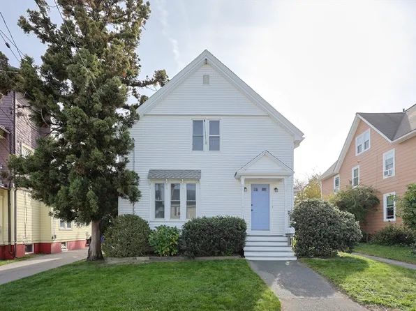 157 Park St, Attleboro, MA 02703