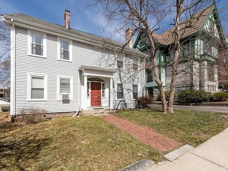 36 Cedar St #1A — Photo 2