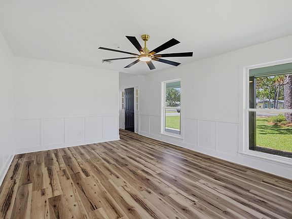 4th image of 2856 Scarlett Dr