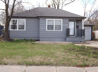 1015 N Edgemoor St, Wichita, KS 67208