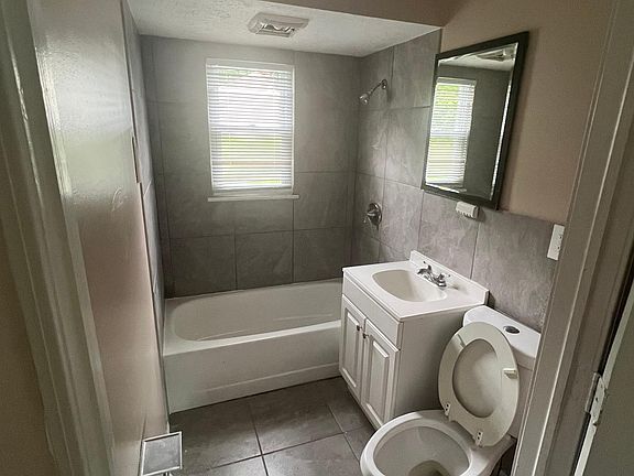 5th image of 20206 Butternut Ln
