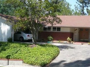 8323 Stephen Ln, Canoga Park, CA 91304