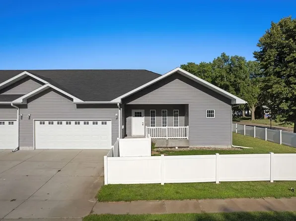 853 21st Ave, Columbus, NE 68601