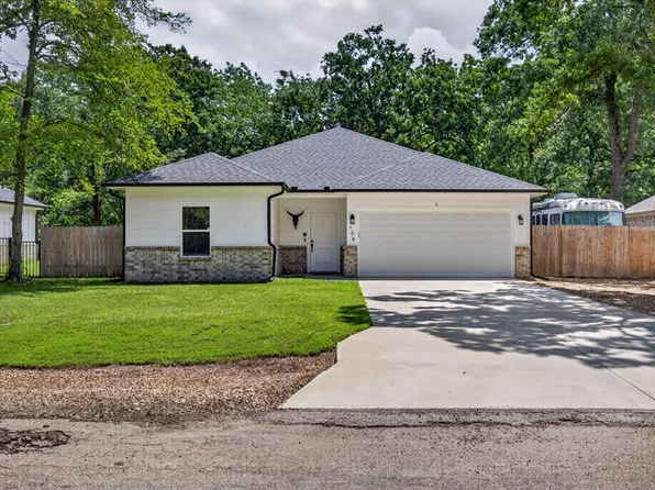 106 Paseo Patricia St, Gun Barrel City, TX 75156